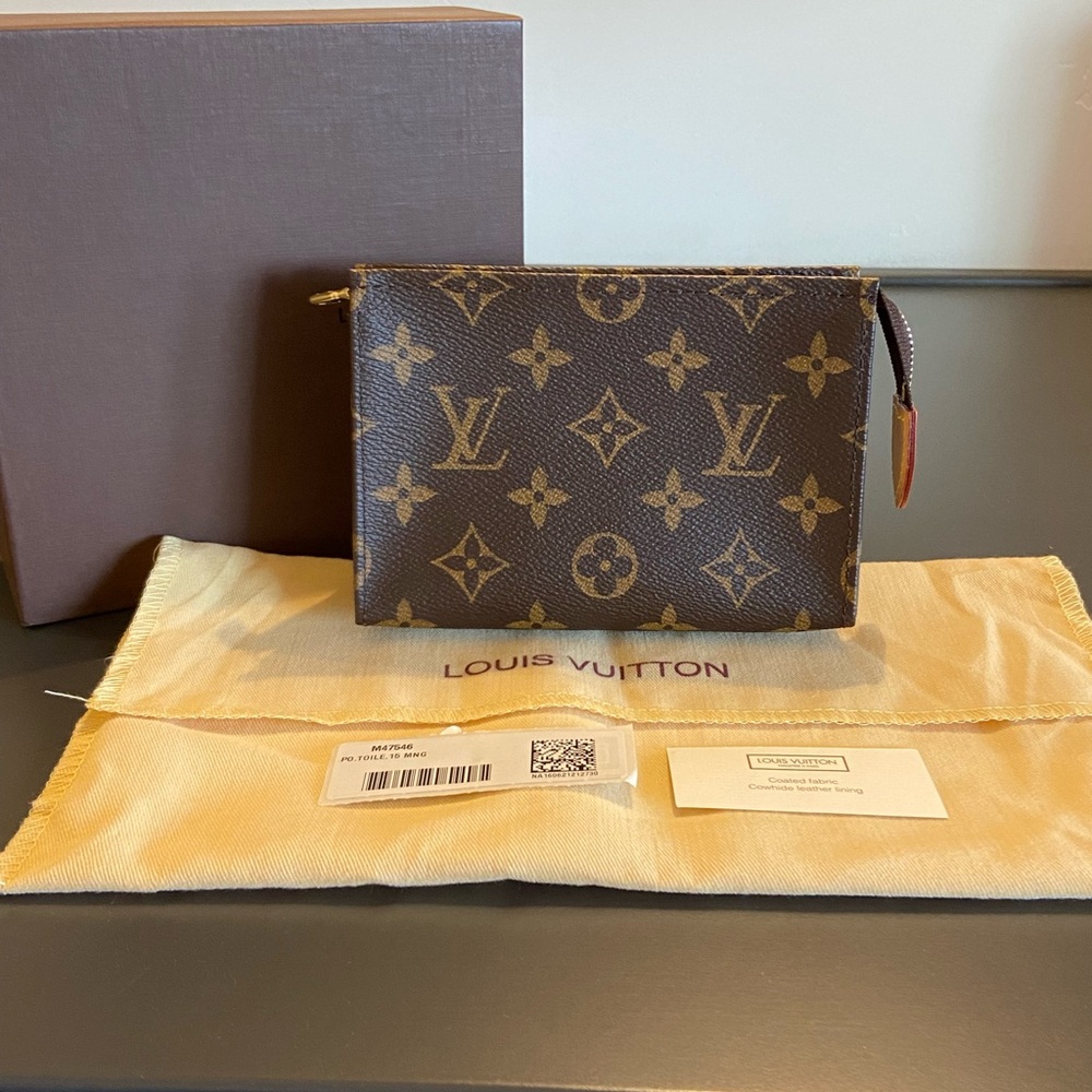SOLD ON EBAY New Authentic Louis Vuitton Toiletry 15